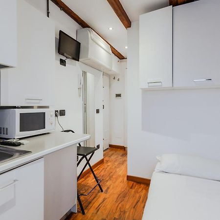 Sant Ambrogio Lovely Flat Milaan Buitenkant foto
